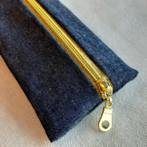 Estuche para bordar, cierre dorado