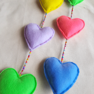 Móvil 5 Corazones