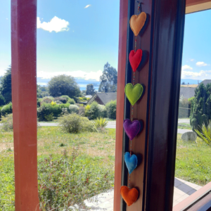 Móvil 6 Corazones