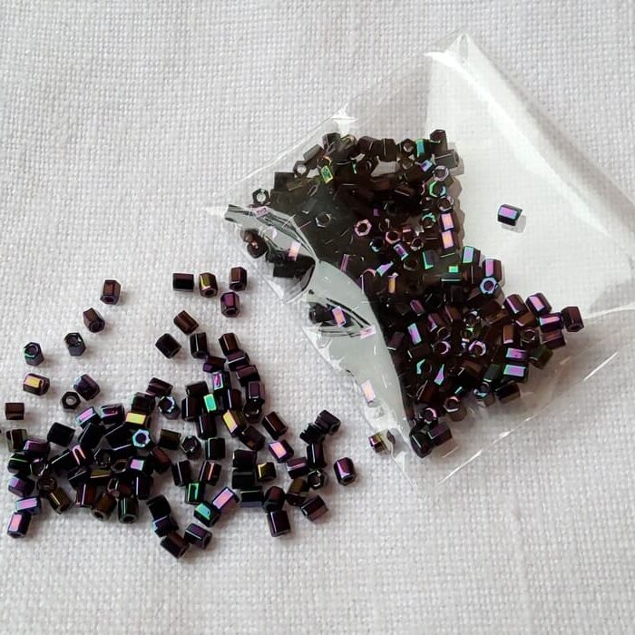 Mostacilla Miyuki Negro Tornasol 2mm